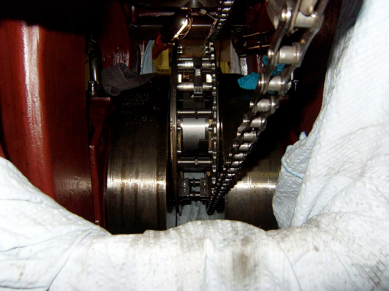 Проточка и шлифовка мотылевых шеек коленчатых валов без разборки двигателя